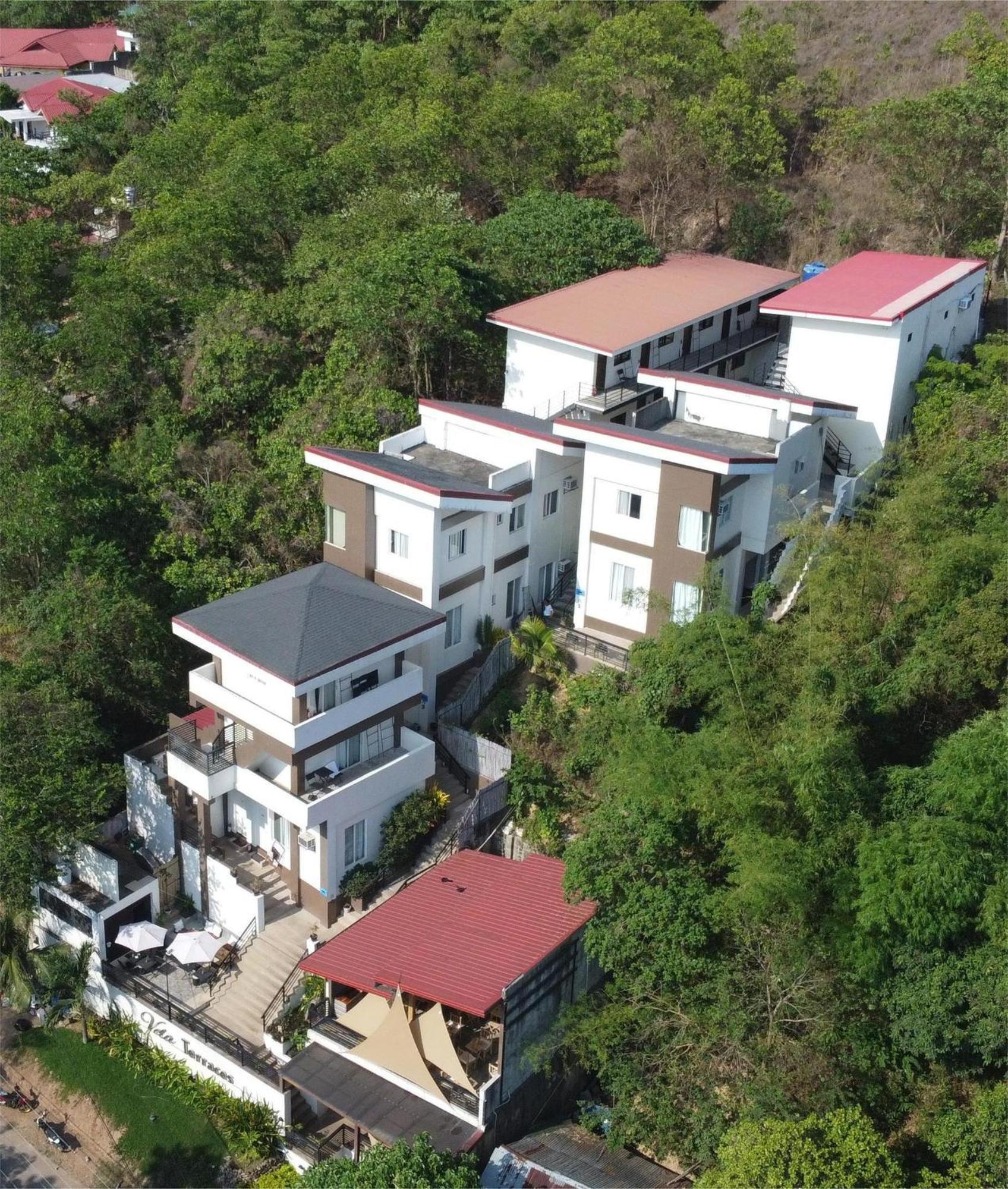 Vela Terraces Hotel Coron Eksteriør bilde