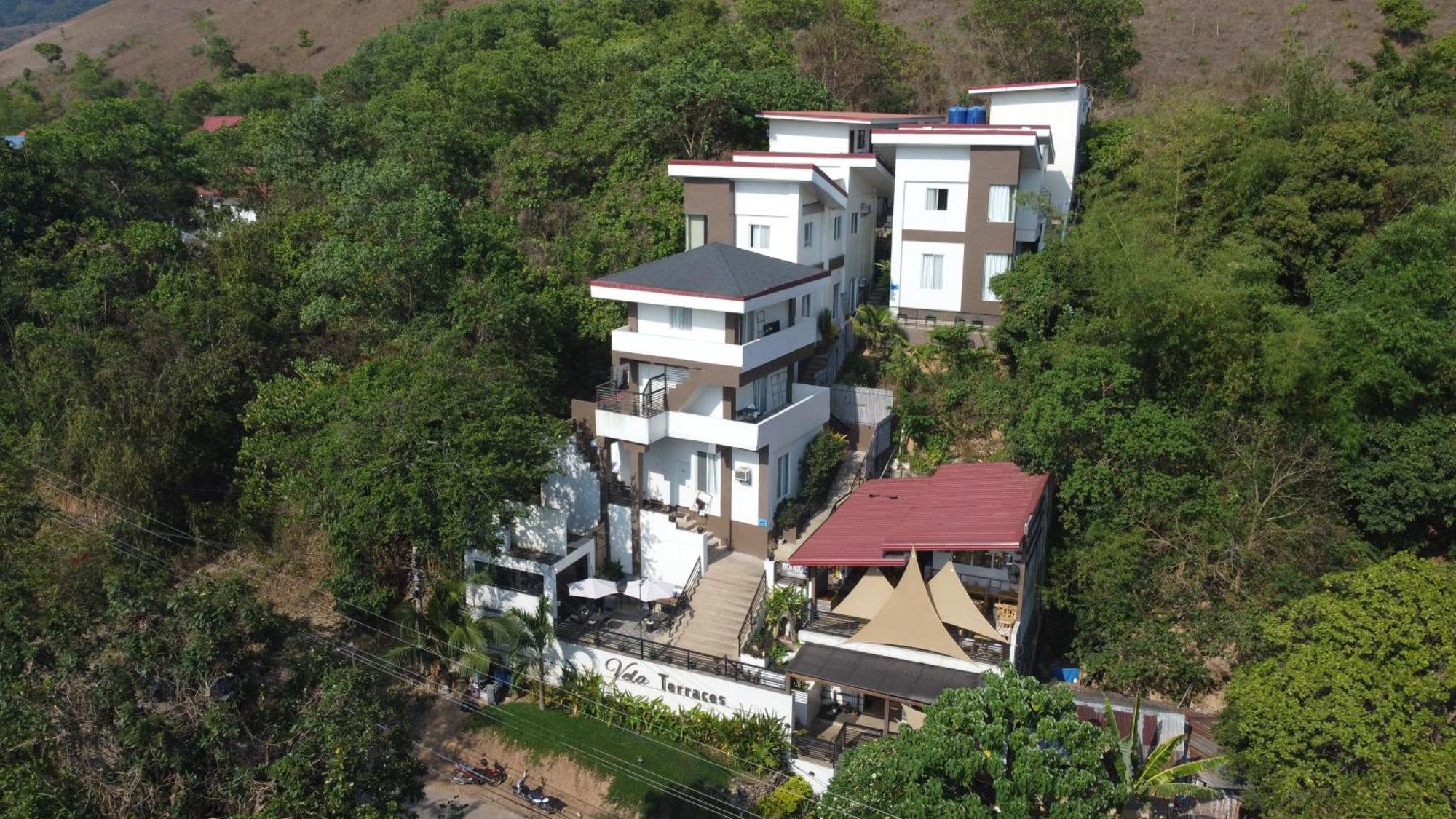 Vela Terraces Hotel Coron Eksteriør bilde