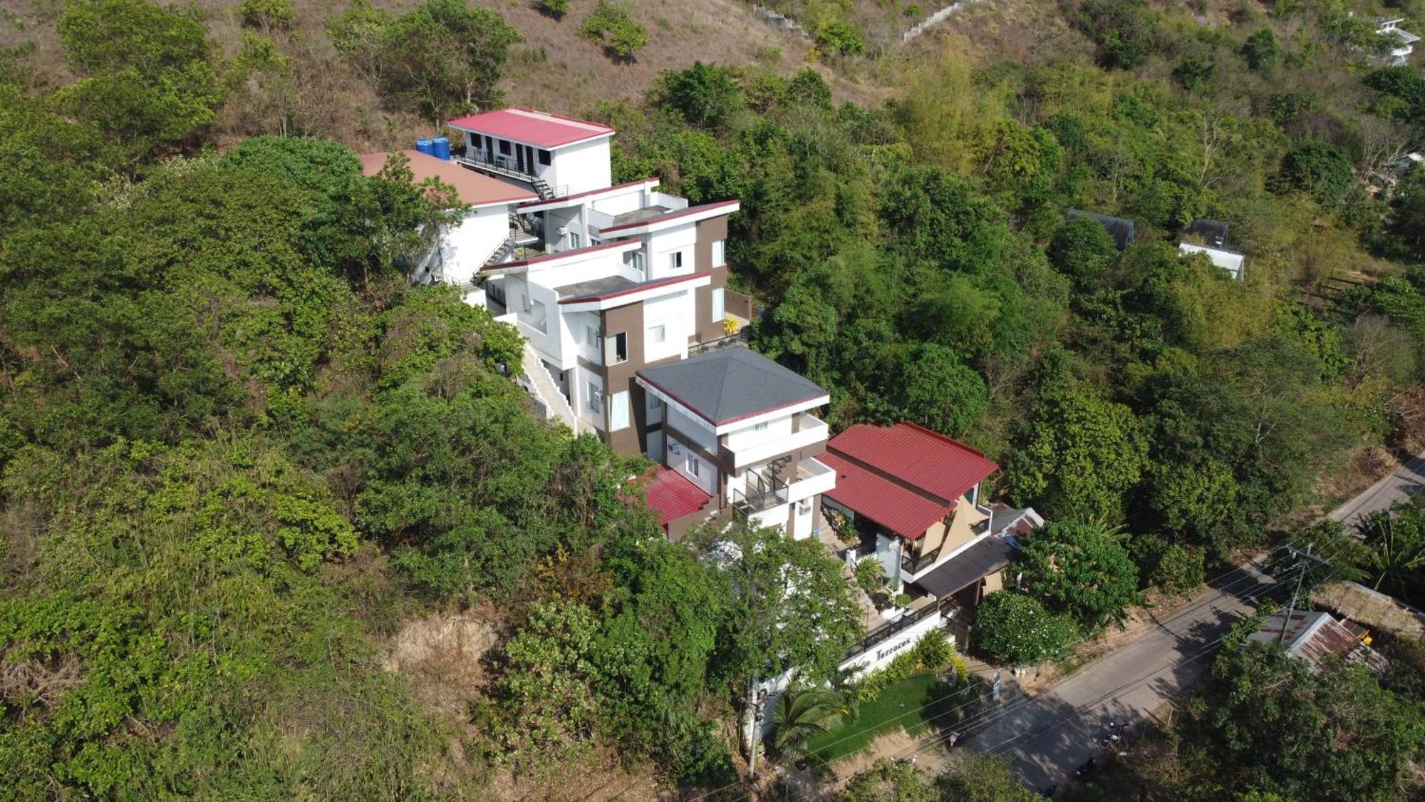 Vela Terraces Hotel Coron Eksteriør bilde